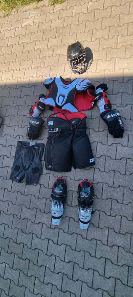 Eishockey Ausrüstung in Waakirchen