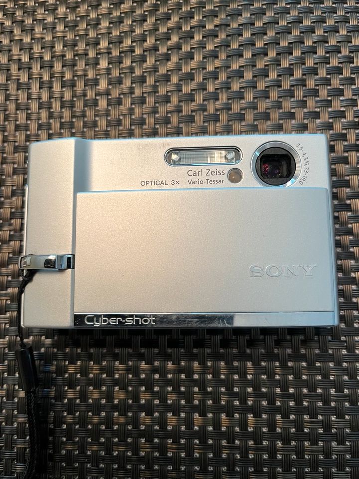 Original Sony Cyber-Shot DSC-T30 Digitalkamera silberfarben in Seth Holstein