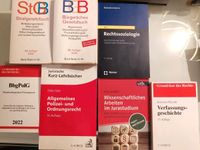 Verschiedene Jura Lehrbücher, StGB, BGB Berlin - Hohenschönhausen Vorschau