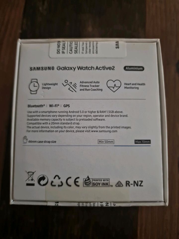 Samsung Galaxy Activ 2 Watch in Teutschenthal