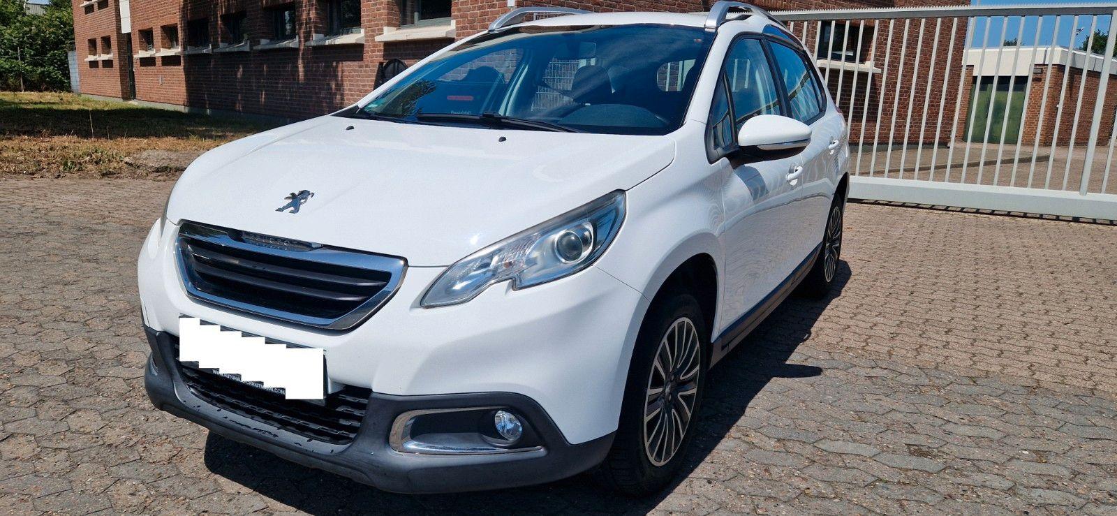 Abbildung des Autos Peugeot 2008 Active Pure…