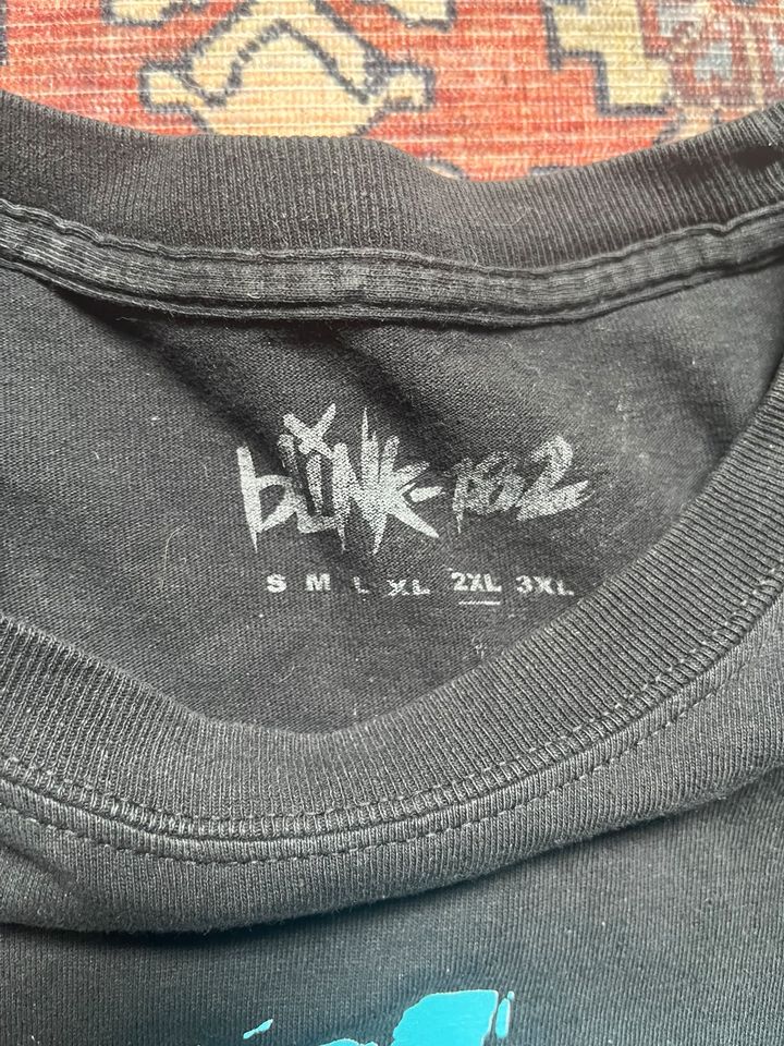 Blink-182 sweatshirt pullover merch schwarz 2XL sweater in Mainz
