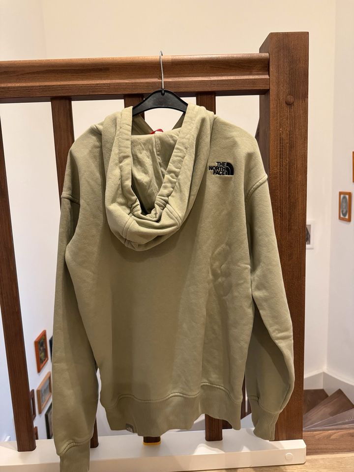 Grüner the north face hoodie in Wismar