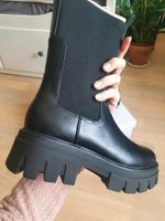 Schwarze Boots von Catwalk | Chunky | Plateau | Stiefel | Rave Lindenthal - Köln Sülz Vorschau