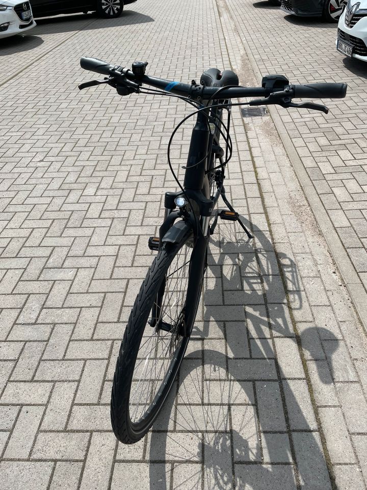 Cube Touring Hybrid 500 black-blue | E-Bike in Rostock