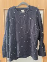 Blauer Pullover mit silbernen Kugeln Niedersachsen - Isernhagen Vorschau