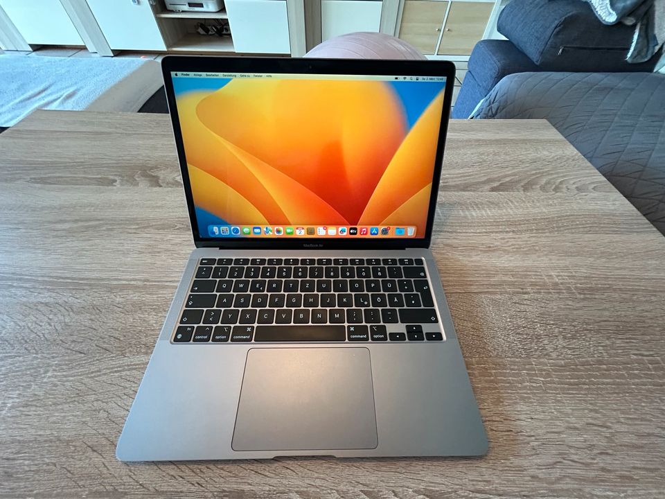MacBook Air 13Zoll M1 2020 256GB in Düsseldorf