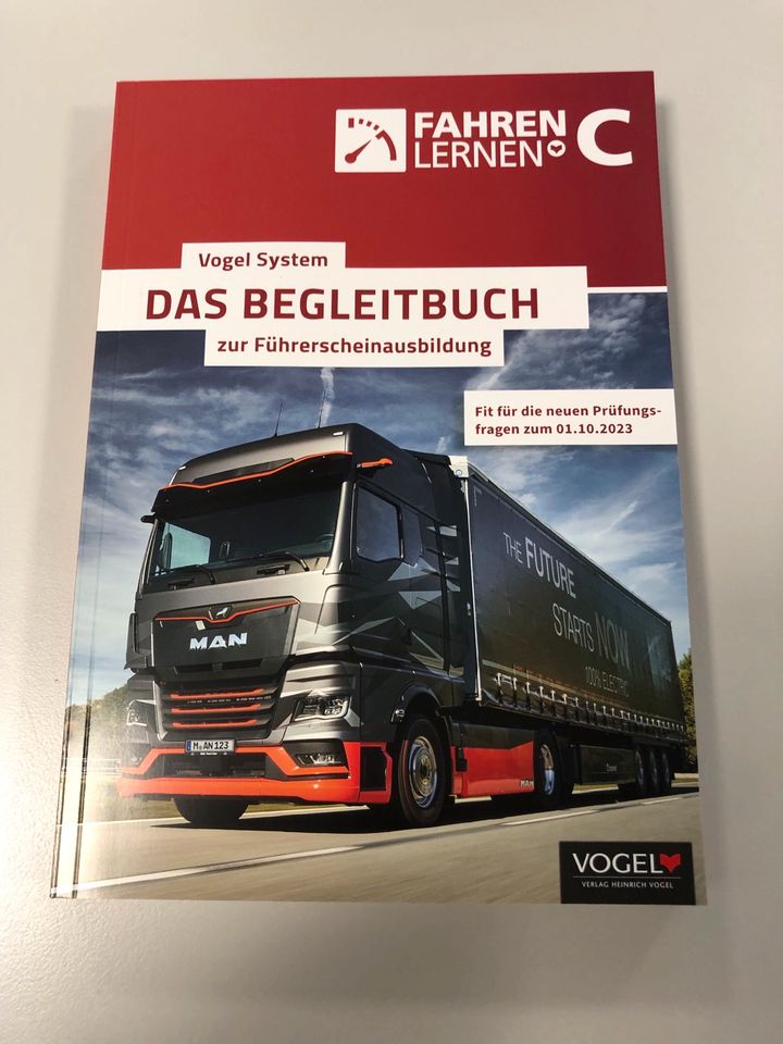 Begleitbuch Fahren Lernen LKW Klasse C / CE / C1 / C1E in Oldenburg