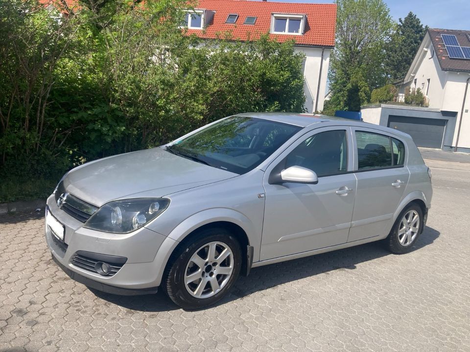 Opel Astra 1.6 **Automatik* Xenon * Tüv Neu in München