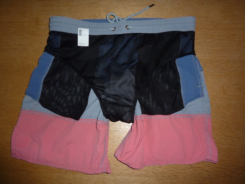 "O´NEILL" SHORTS - SCHWIMMSHORTS - BADEHOSE MIT TASCHEN- GR. L in Düsseldorf