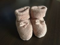 Gestrickte Krabbelschuhe 6-12 Monate Gr. 15/16/17 rosè NEU Bayern - Marktredwitz Vorschau