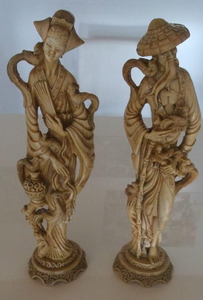 2 Chinesisch/Asiatische Figuren Geisha Frau u. Mann Skulptur in Ober-Mörlen