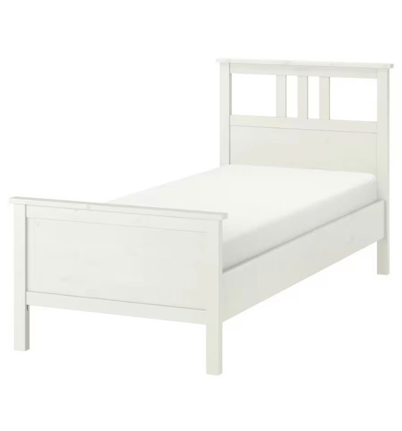 Ikea Hemnes Bett Bettgestell Holz massiv, weiß 90x 200 cm in Bad Kissingen