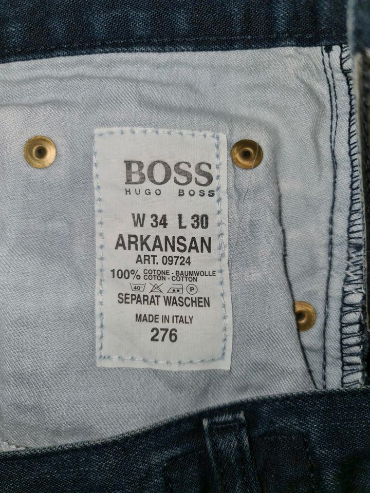 Boss Herren Jeans 34/30 in Oberhausen