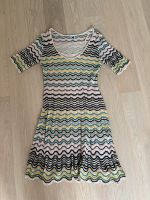 Gestreiftes Missoni Damenkleid mit Unterkleid Gr. 36, TOP Zustand Nordrhein-Westfalen - Kamp-Lintfort Vorschau