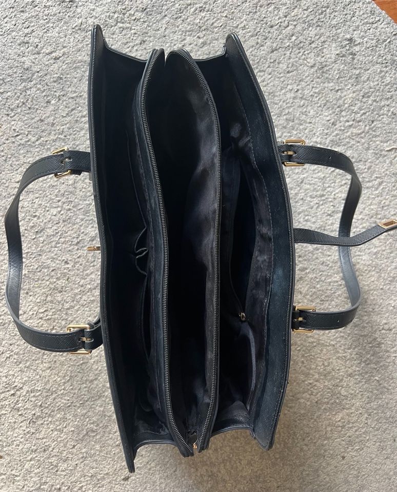 Tasche / Schultasche / Handtasche in Sandesneben