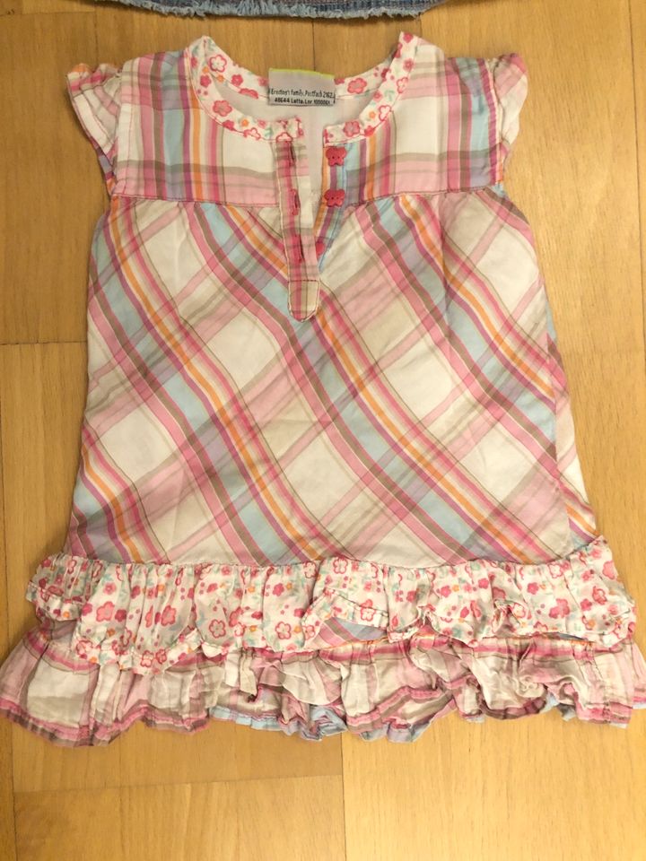 BABYSACHEN GR 80 KINDERSACHEN KLEIDER KLEIDCHEN SOMMER ZARA in Berlin