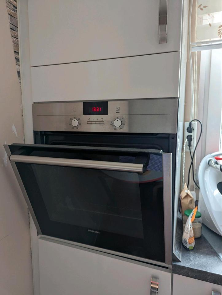 komplett küche, Ofen, Spülmaschine, Waschbecken zum verkauf in Köln
