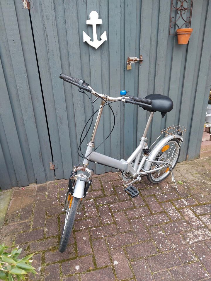 Klappfahrrad in Ahlerstedt