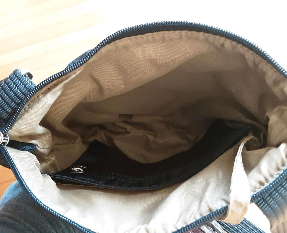 Bogner Tasche Crossover Bag dunkekblau in Meerbusch