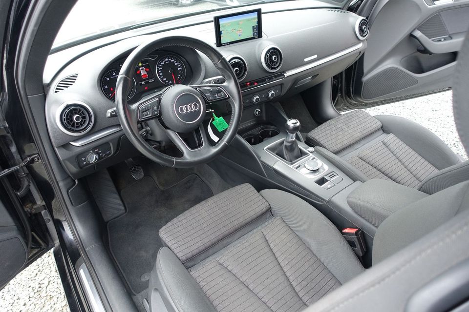 Audi A3 sport 2.0TDI 150PS KLIMAAUT SITZH NAV ACC XEN in Beckdorf