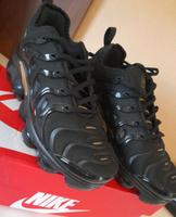 Nike Air Max Plus  Black/Gold  gr.40 Niedersachsen - Cloppenburg Vorschau