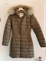 Tommy Hilfiger Jacke / Daunenmantel / Winterjacke Leipzig - Leipzig, Zentrum-Nord Vorschau
