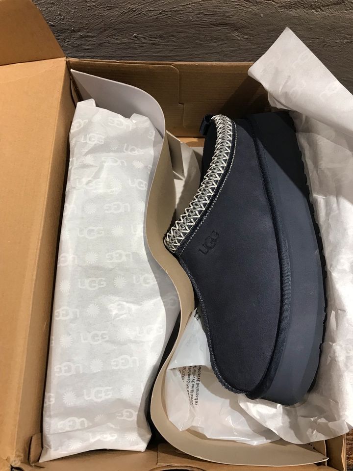 UGG Tazz Slipper Eve Blue - US 10 (EU 41) in Essen