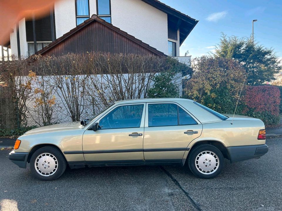 Mercedes benz E 200 in Landshut