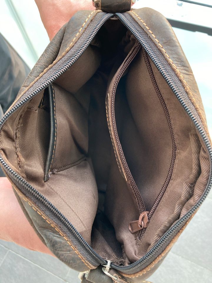 Leder Tasche Handtasche braun in Hamburg