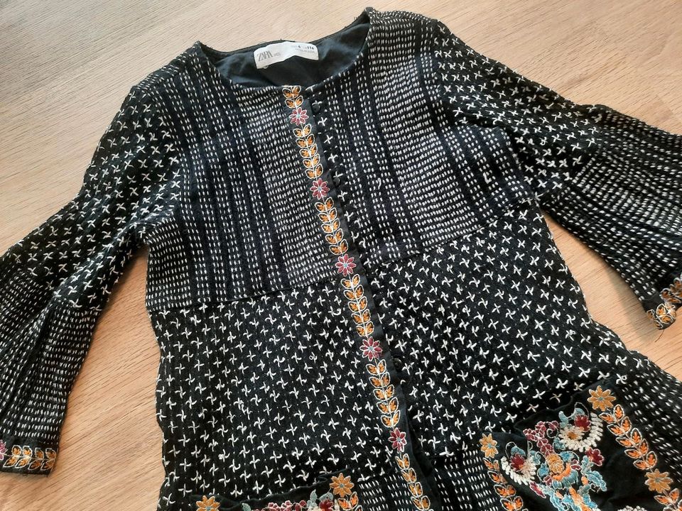 Kleid von Zara Größe 116 in Wuppertal