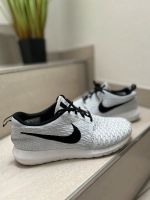 Nike roshe run, 39, silber mit schwarz Hessen - Hohenahr Vorschau