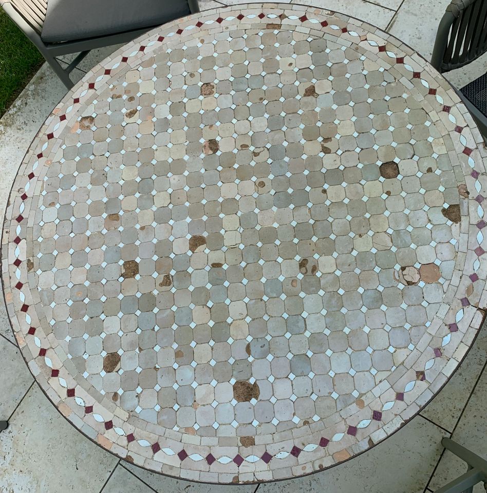 Runde Tischplatte - marokkanisches Mosaik in Kronberg im Taunus