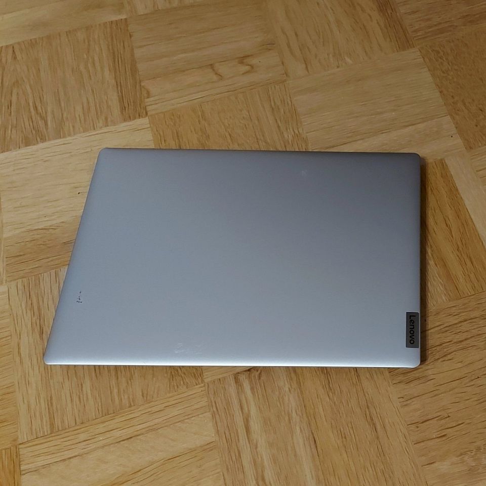 LENOVO IdeaPad 1, Notebook, AMD Athlon Silver 3050e, 4GB RAM in Leipzig