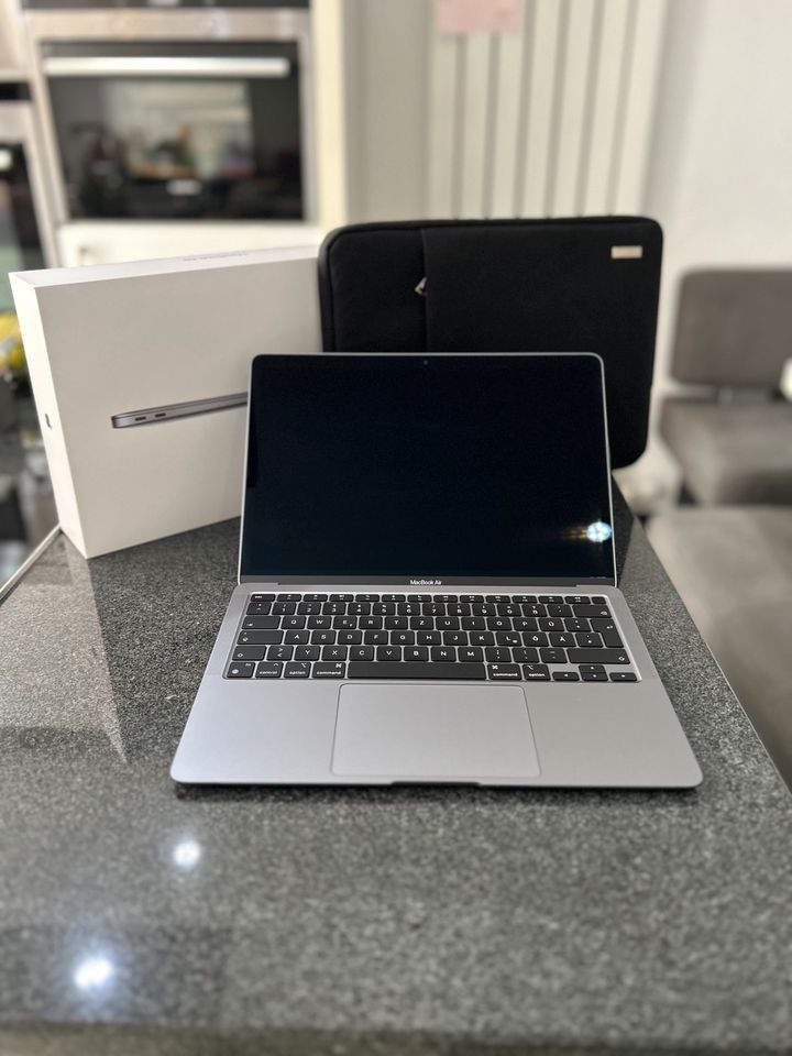 MacBook Air 13" mit M1 Chip – Space Grau (OVP dabei) in Graben-Neudorf