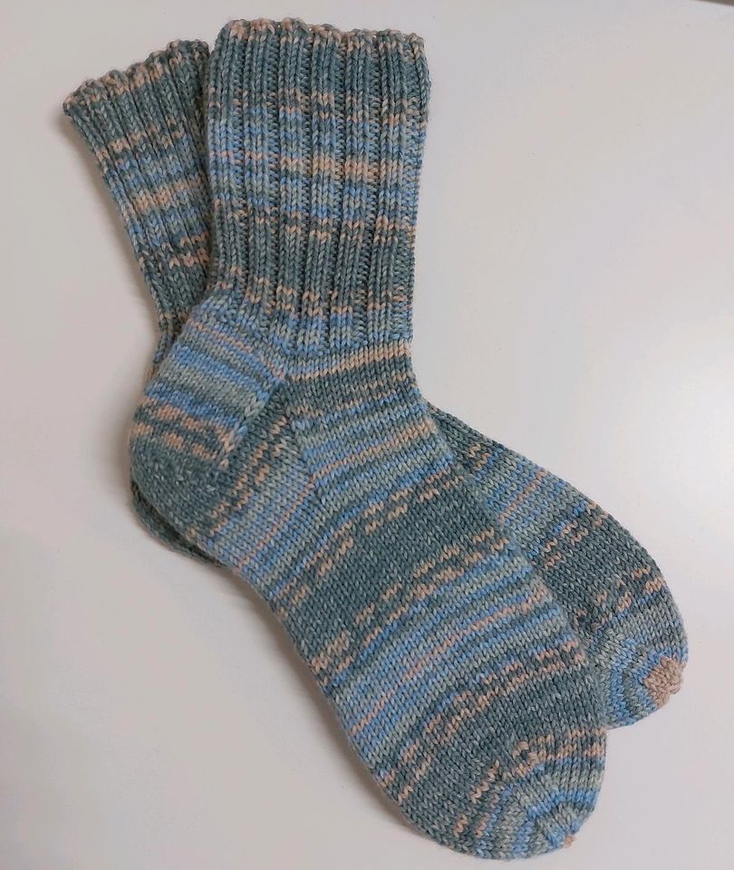 Wollsocken. GR.42-43.Gestrickte Socken aus 8-fache Sockenwolle. in Warendorf