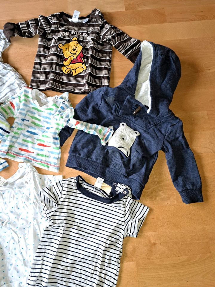 Baby Kleidungspaket Größe 62/68, Pullover, T-shirts, Hosen in Marklohe