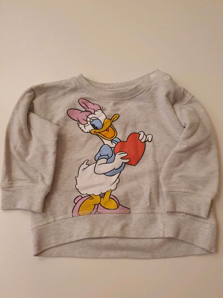 Disney Pullover in Schwarzenbek