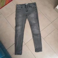 Damen Jeans grau Zara Woman Größe 40 Nordrhein-Westfalen - Dormagen Vorschau