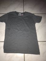 zara tshirt grau basic 116 Sachsen - Chemnitz Vorschau