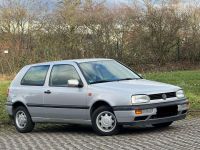 Volkswagen Golf 1.6 Avenue 1 Hand guter Zustand Tüv Neu Baden-Württemberg - Murr Württemberg Vorschau