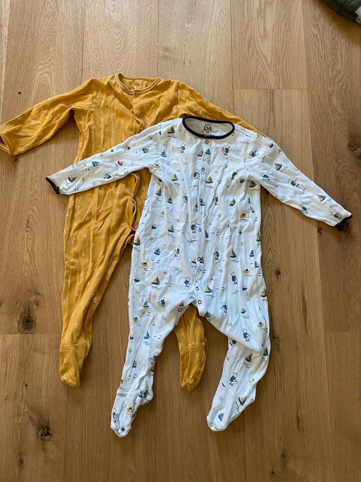 Baby Kinder Schlafanzug Pyjama Set Gr 92 Strampler in Gudendorf
