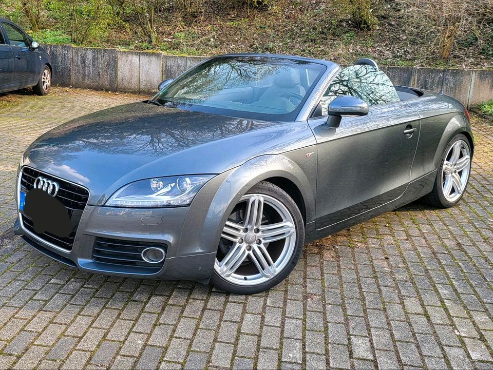 Audi TT Roadster Cabrio 2.0 TFSI 210 PS in Velbert