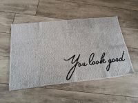 XL Badematte Schrift "You look good" rutschfest Badteppich 67x120 Nordrhein-Westfalen - Wipperfürth Vorschau