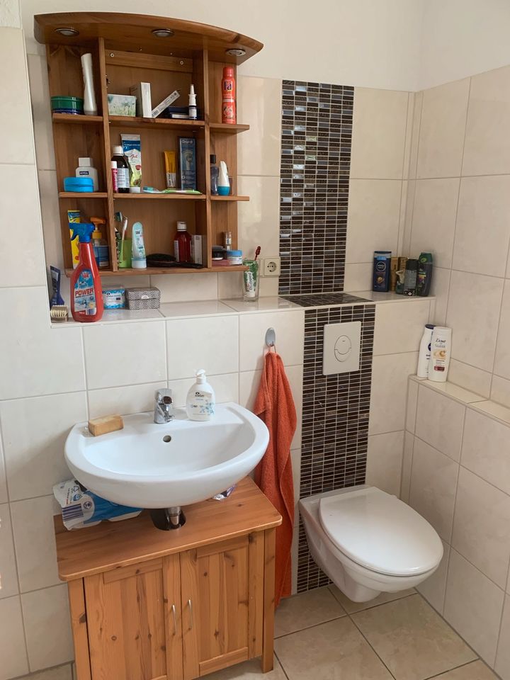 Zwei Zimmer Küche Bad in Groß Köris