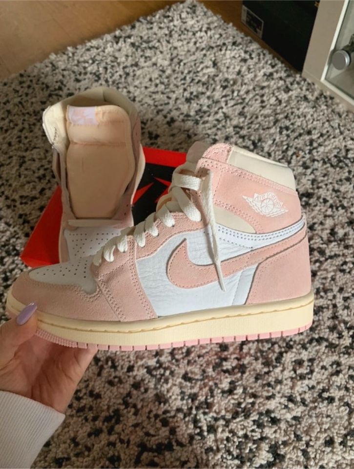 Nike Air Jordan 1 Retro high OG Washed Pink in Quierschied