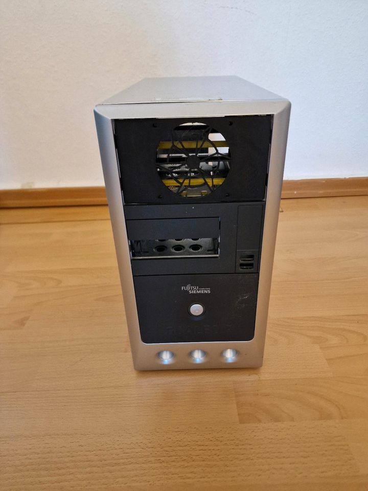 PC Gehäuse 4x 3.5 hdd in Berlin