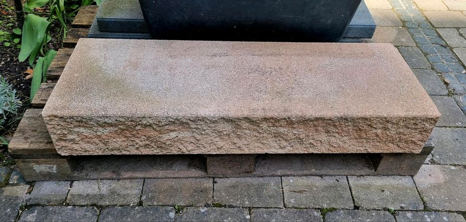 !! Richtig tolle KANN Treppenstufe Farbe Sandstein Blockstufe in Niefern-Öschelbronn