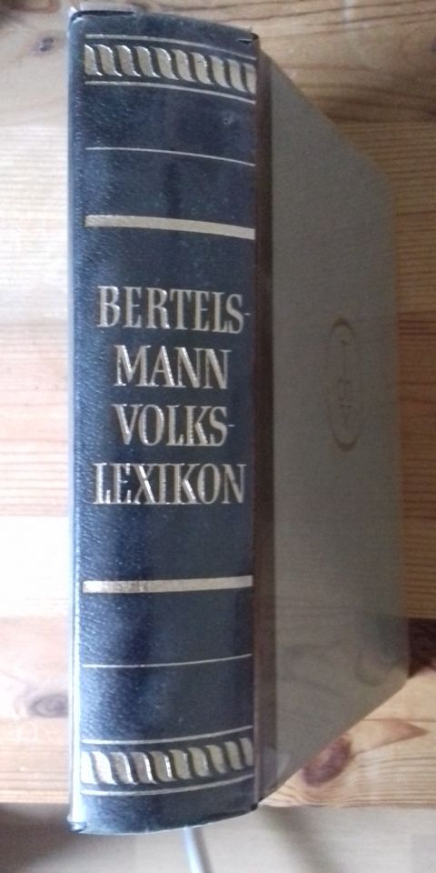 Bertelsmann Volkslexikon 1956/1958 in Frasdorf