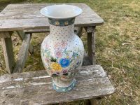 Vintage große Vase Bodenvase China Porzellan Shabby Deko Blumen Sachsen - Großhartmannsdorf Vorschau